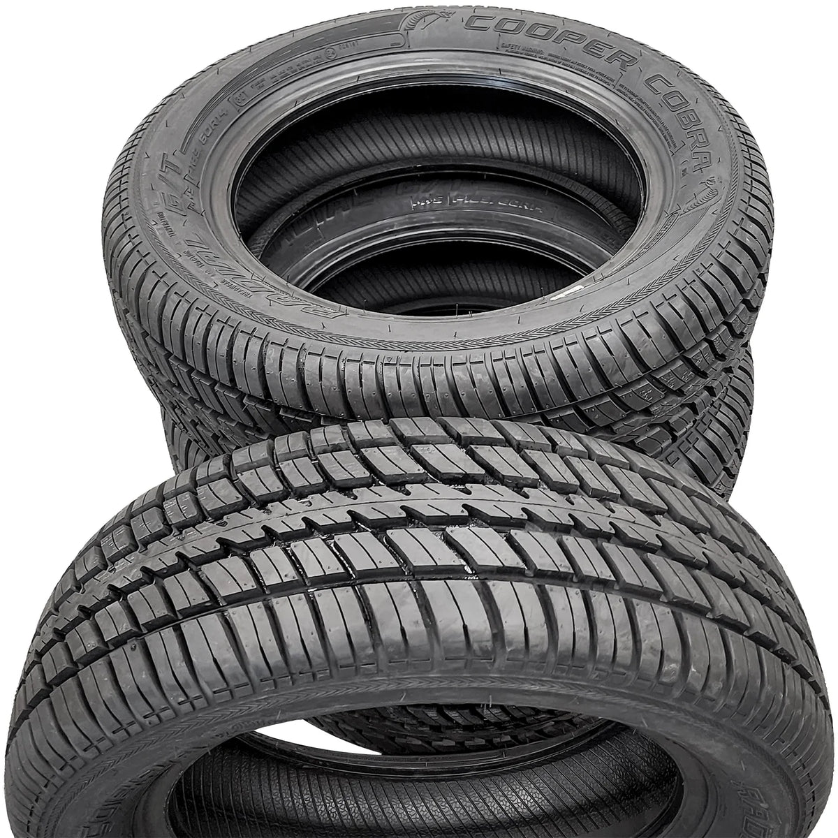 Cooper Cobra Radial G/T All-Season P275/60R15 107T Passenger Tire
