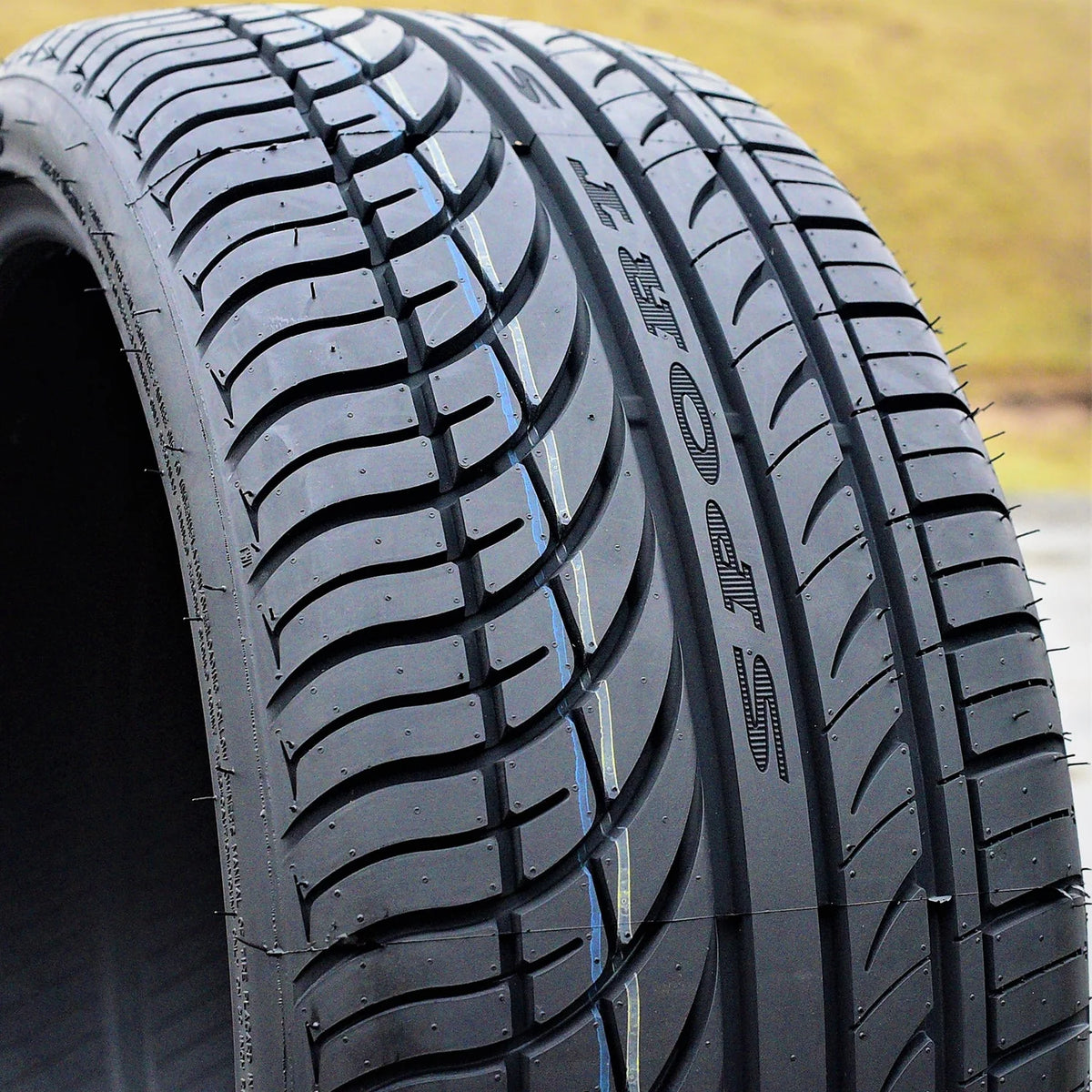 Fullway HP108 245/45ZR20 245/45R20 103W XL High Performance a/S All-Season Tire